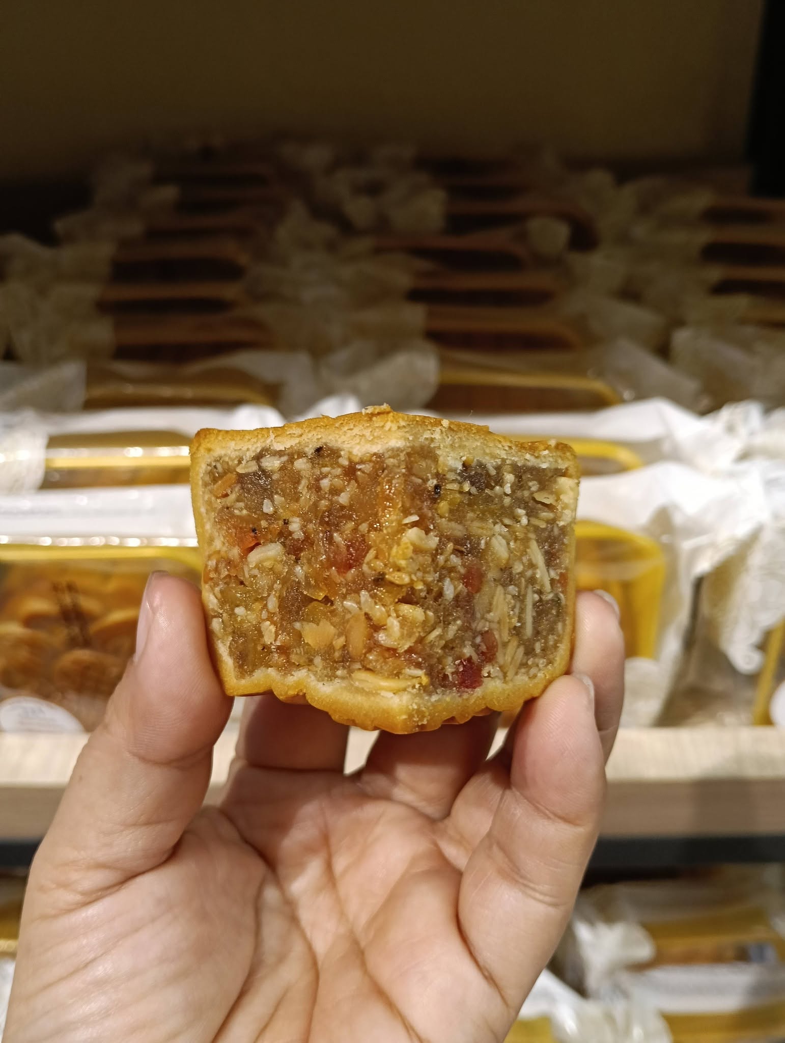 review banh trung thu brodard 